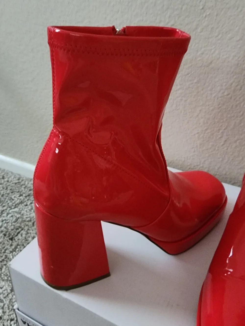 Steve Madden EVER Red Patent Platform Ankle Boots Chunky Block Heel Women's 7.5